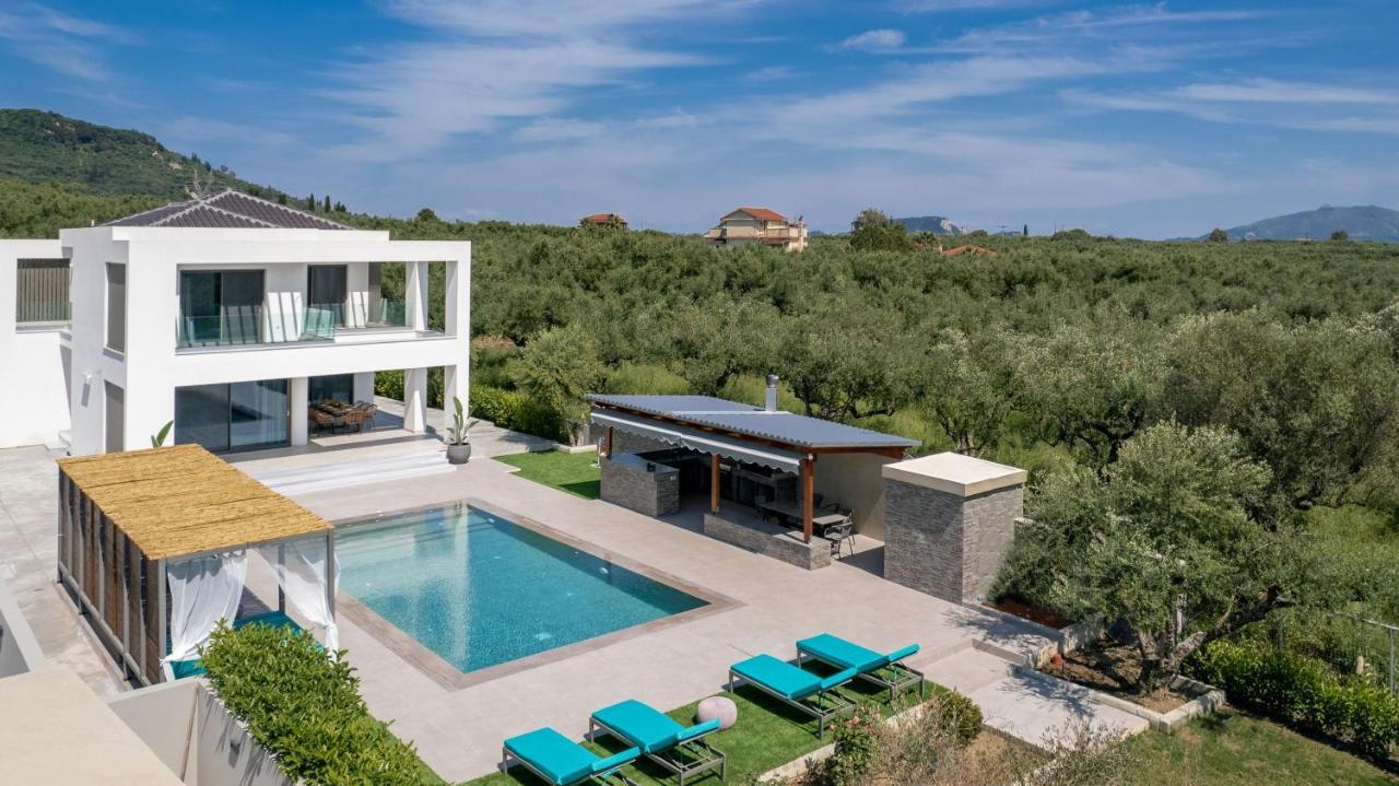 Antonia Villa - Luxurious Serenity With Private Pool, By Zantewize Kalipádhon Extérieur photo