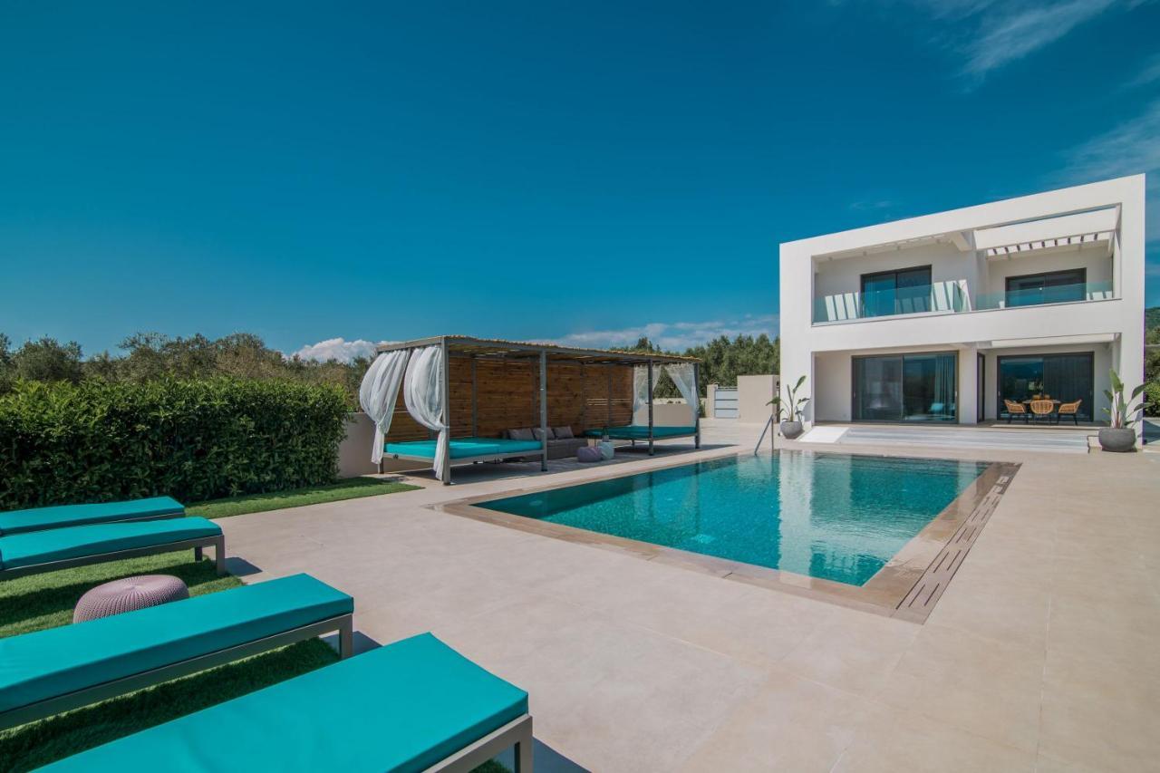 Antonia Villa - Luxurious Serenity With Private Pool, By Zantewize Kalipádhon Extérieur photo