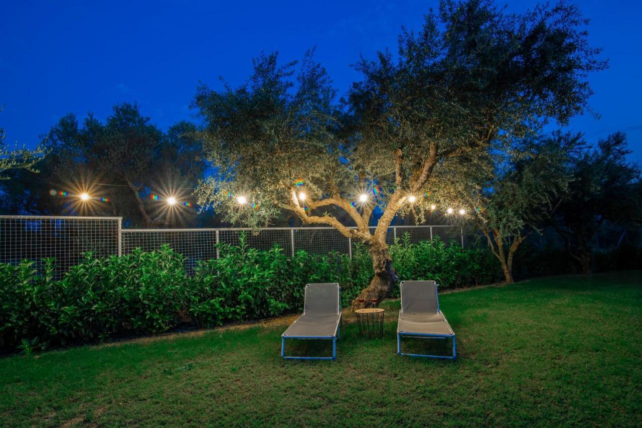 Antonia Villa - Luxurious Serenity With Private Pool, By Zantewize Kalipádhon Extérieur photo
